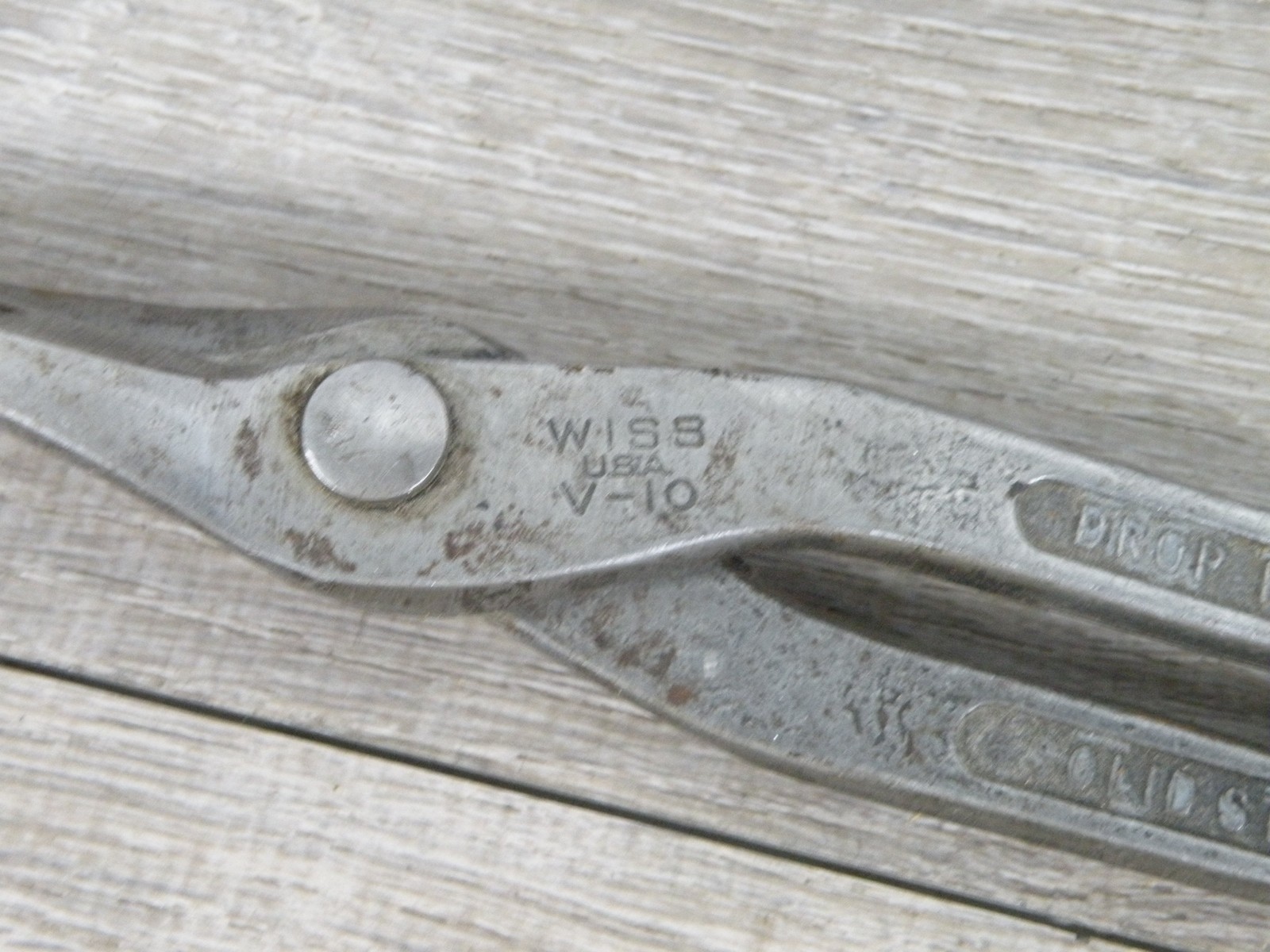 Vintage Wiss V-10 USA Drop Forged Solid Steel Straight Cut Tin Snips Metal