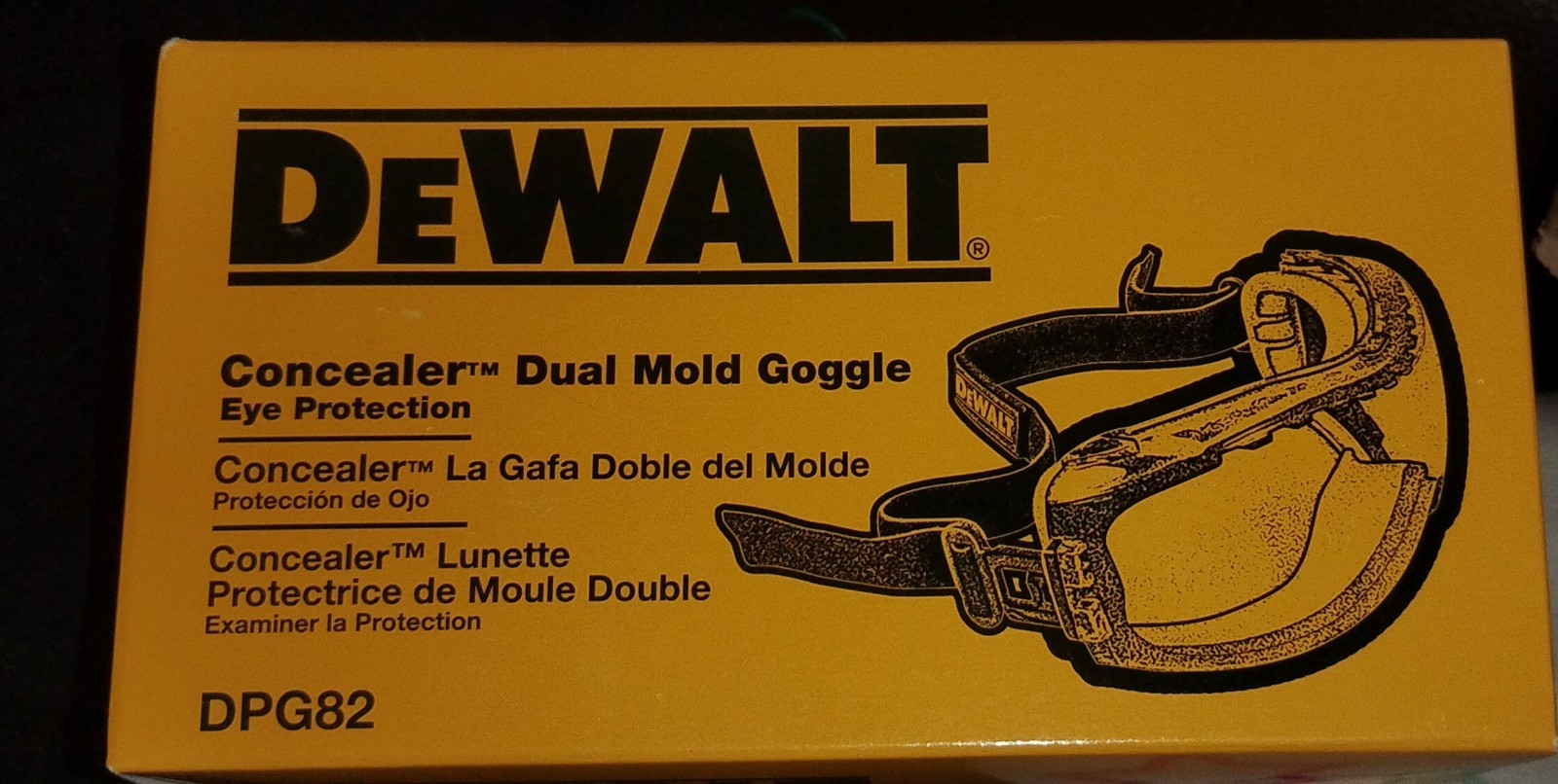 DEWALT Safety Goggles Concealer with Clear Lens.