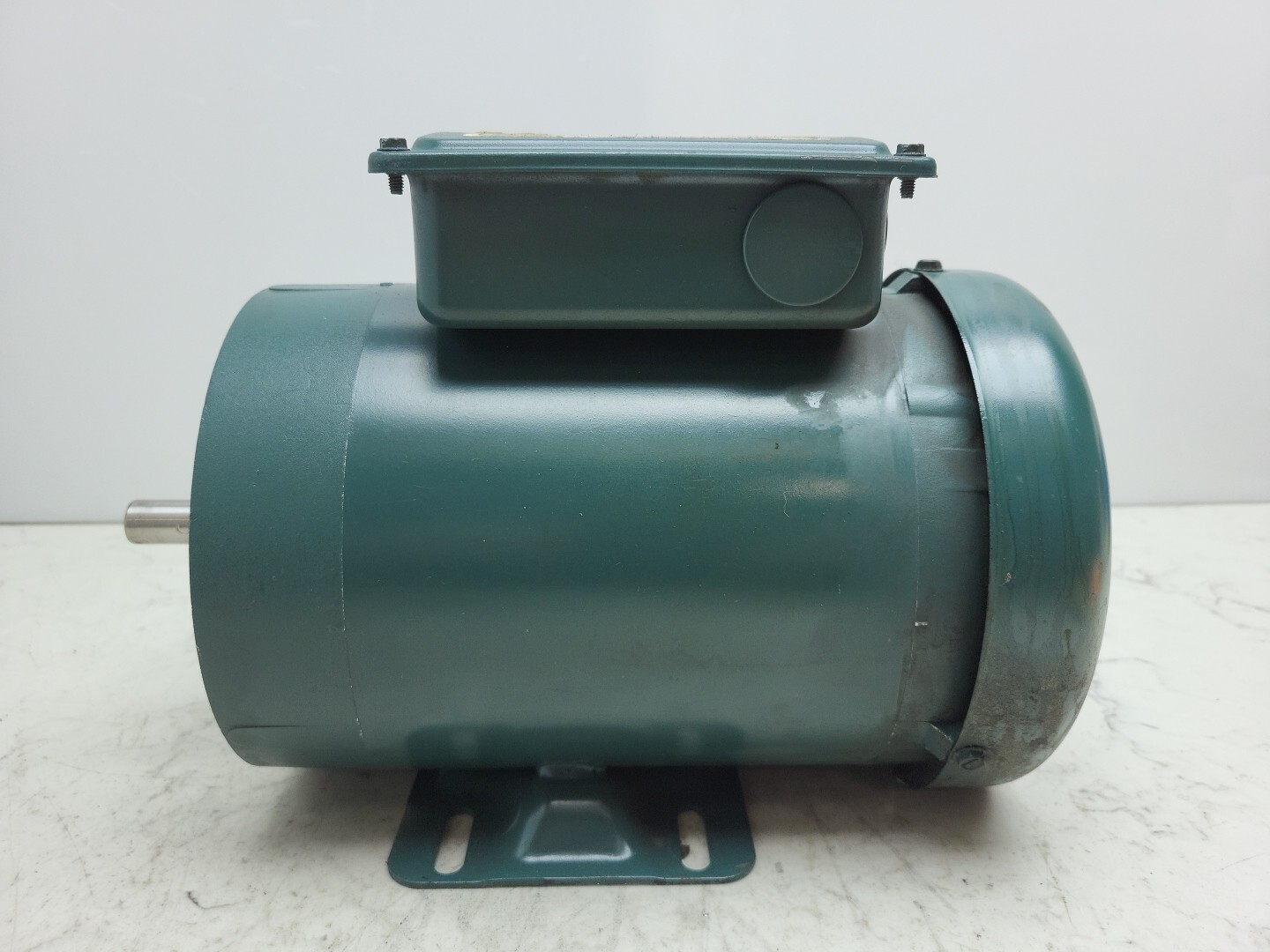 Baldor Reliance Motor UH Series 60 Hz Tefc 3 Ph .5 Hp 37KW 230/460V CUHM3538