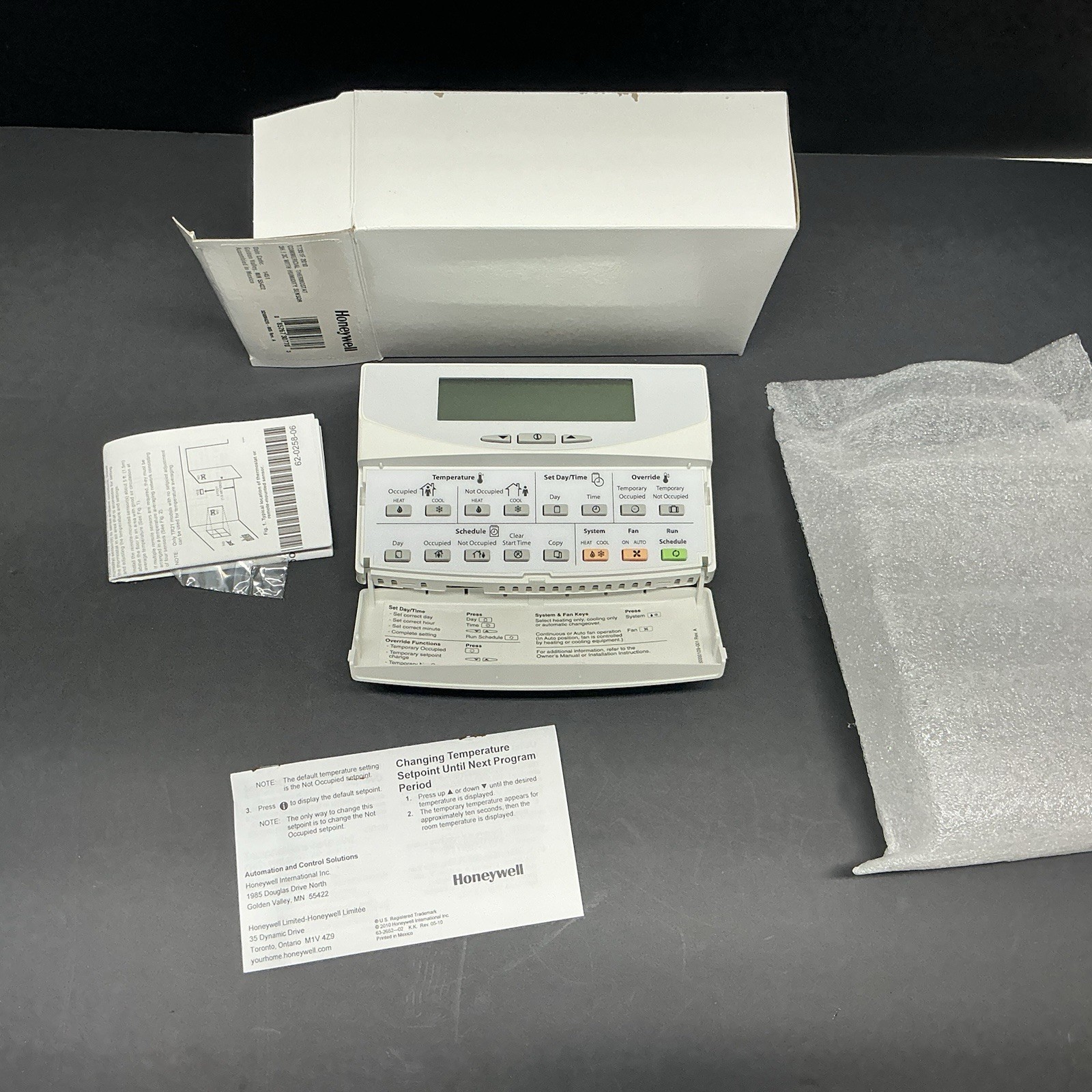 HONEYWELL T7351F 2010 – 3H/3C Commericial Thermostat In Original Package