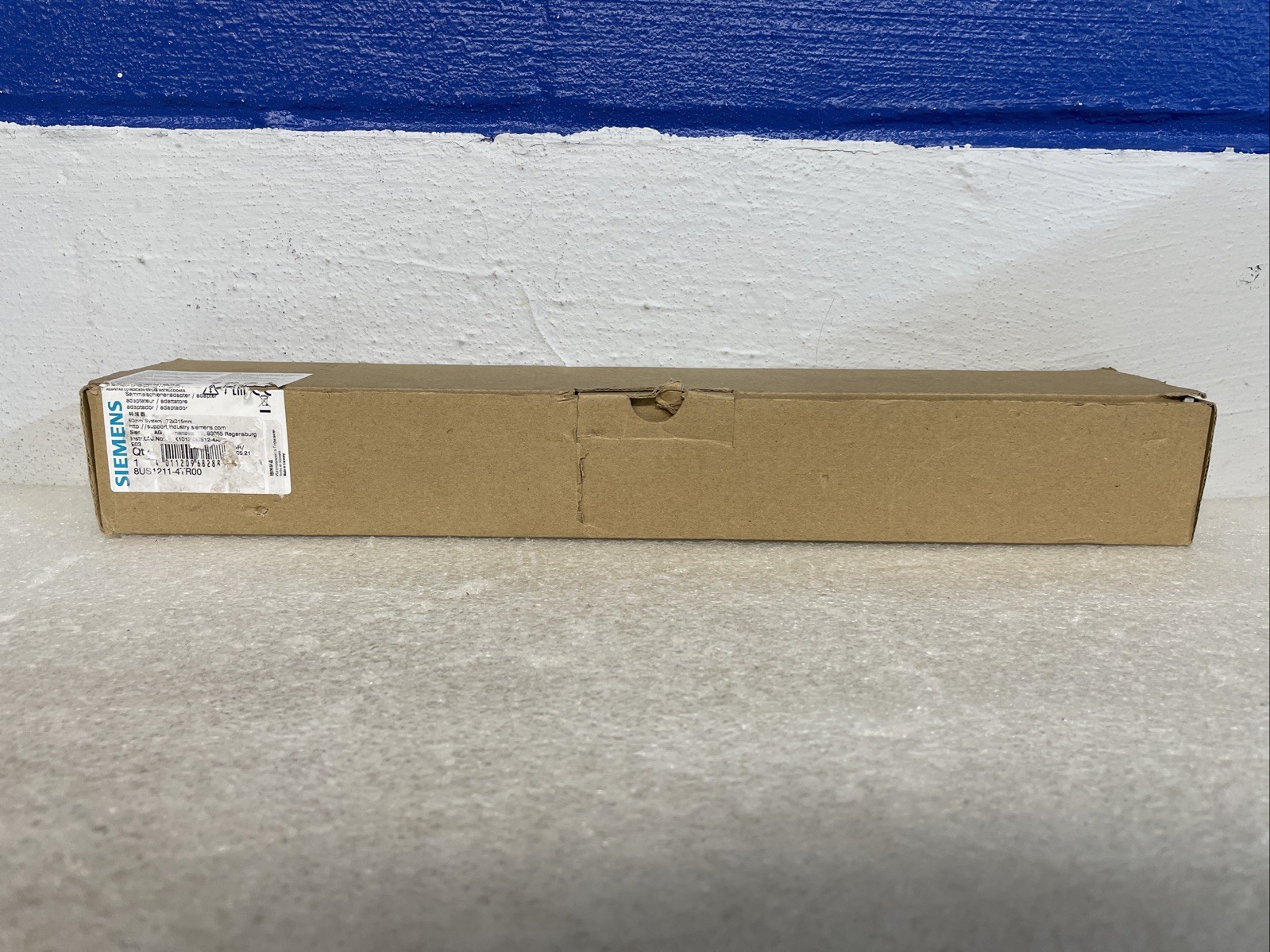 Siemens 8US1211-4TR00 BusBar Adapter for SIRIUS Circuit Breaker New Opened Box