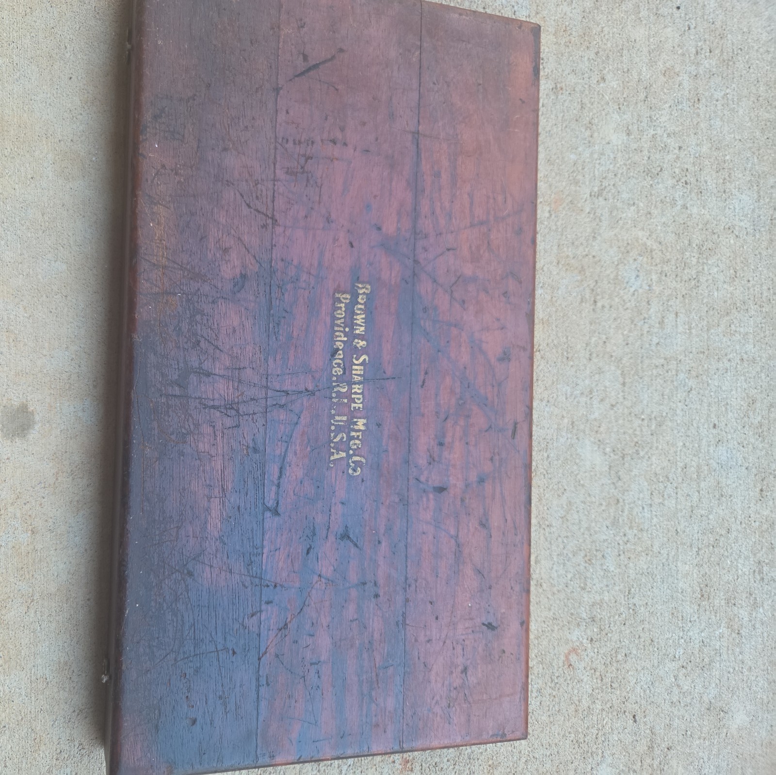 Brown and Sharpe #540 precision square with original box – 14″ x 7-1/2″