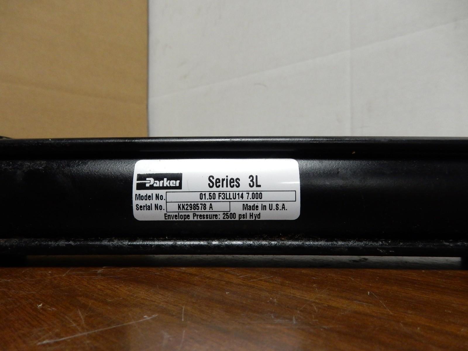 PARKER SERIES 3L 01.50 F3LLU14 7.000 HYDRAULIC CYLINDER NEW