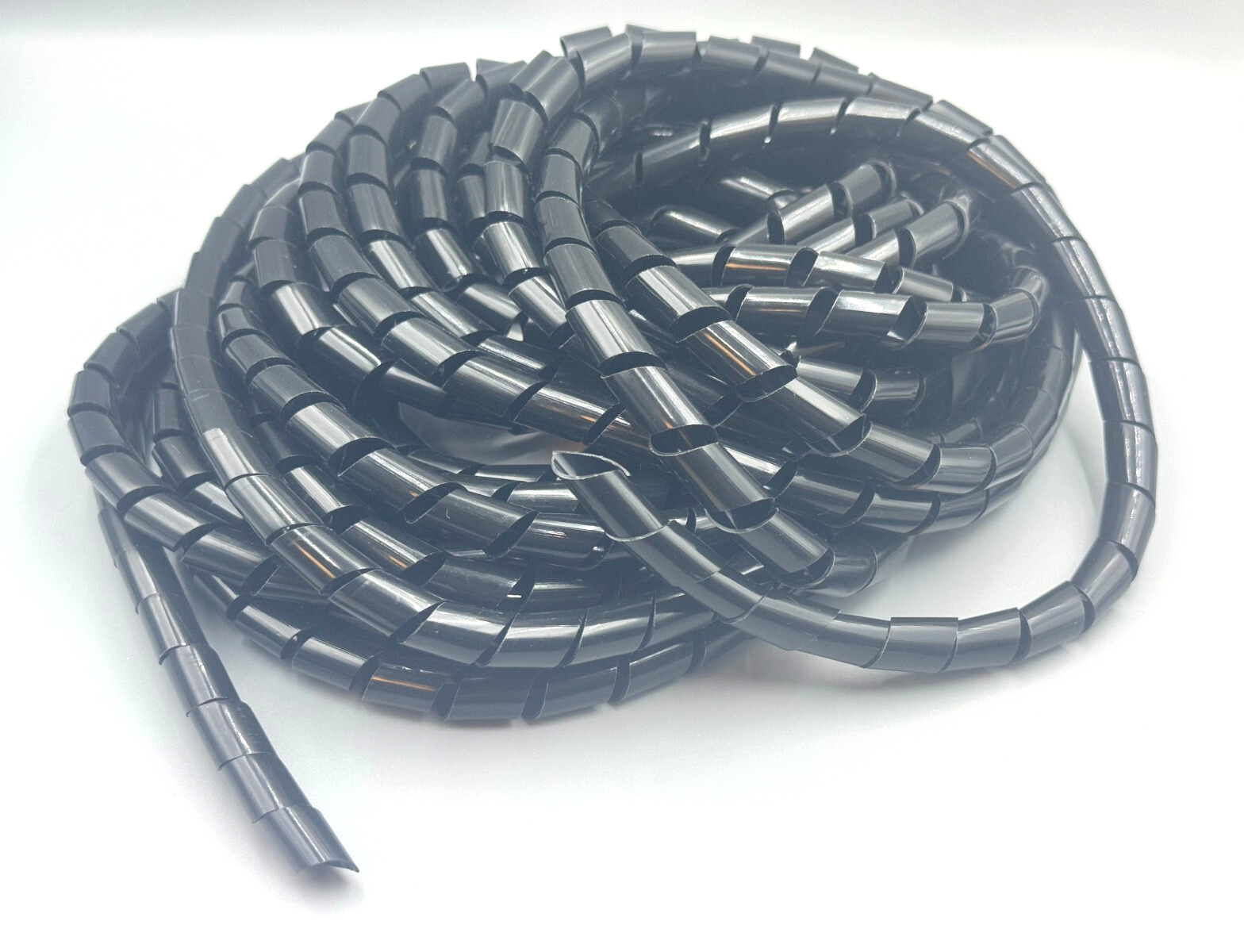 1/4″ (6mm) Diameter x 50 ft lg Spiral Cable protective wrap sheath 20mil black