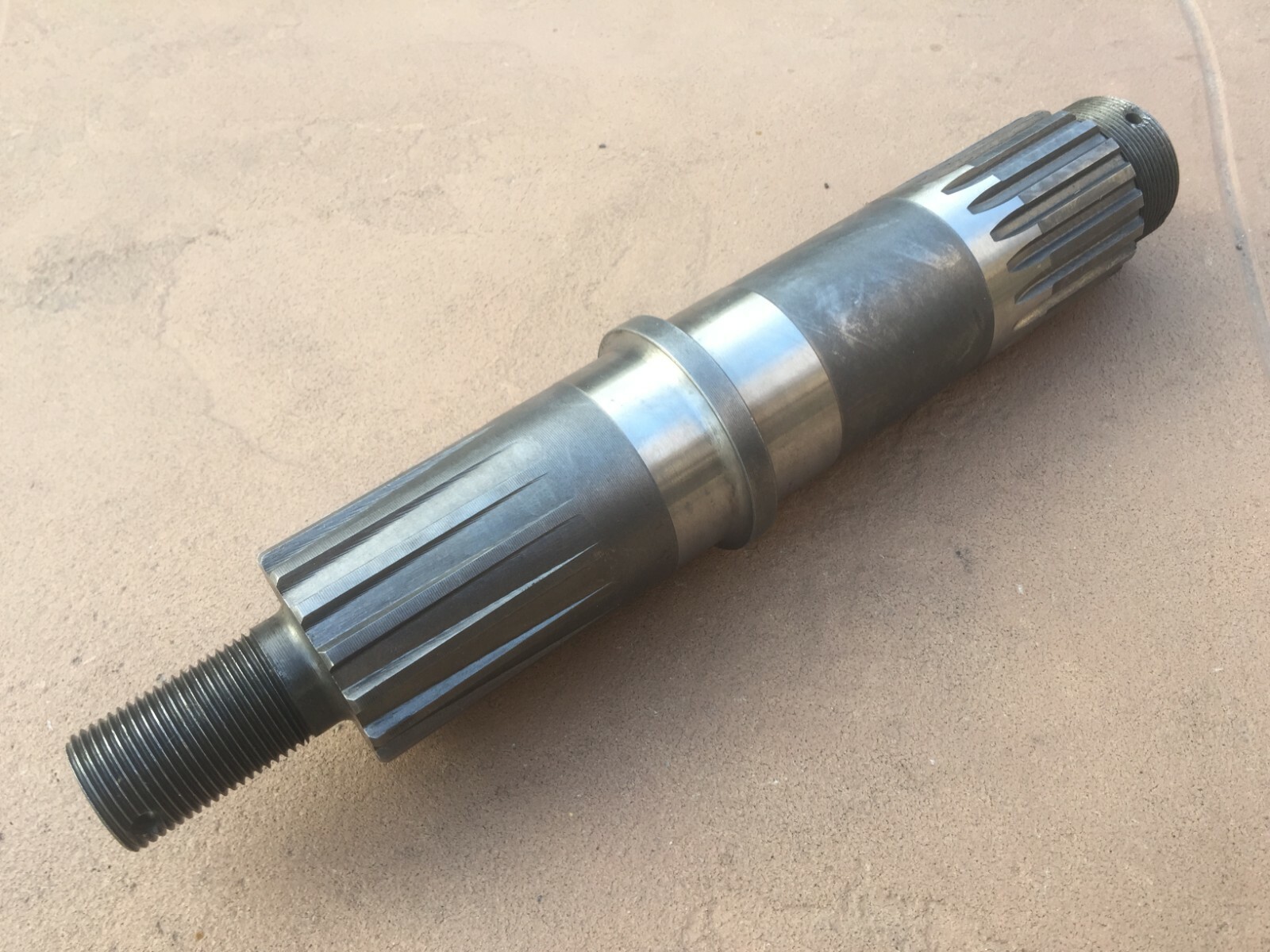 OEM Servis Rhino Output Shaft 00760892 for SE15-4A Mower gearboxes 02-004
