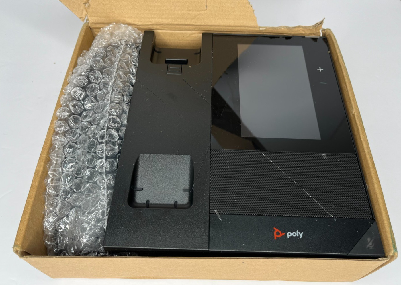 Poly Polycom CCX 400 TEAMS Skype VoIP 2200-49700-019 Scratched