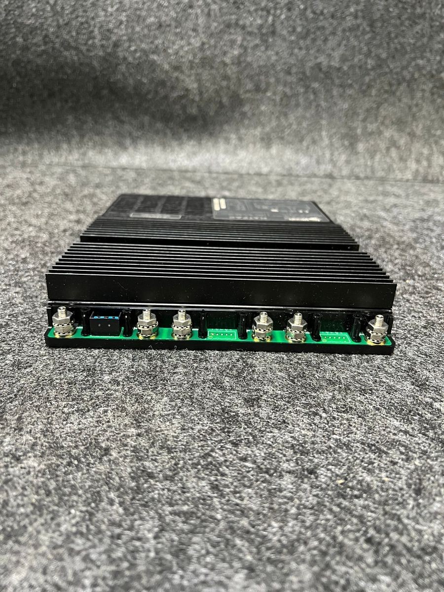 VICOR FlatPac Power Supply 100-120/200-240V 13.5/6.8A 47-63Hz 600W