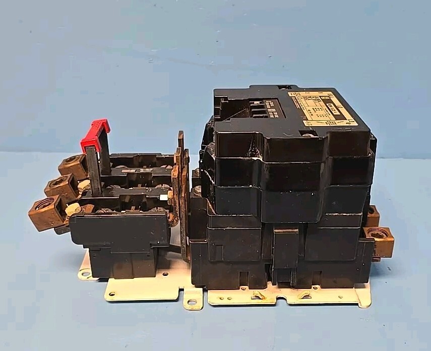 Square D 8536SFO1 100hp 600V Nema Size 4 Contactor Coil