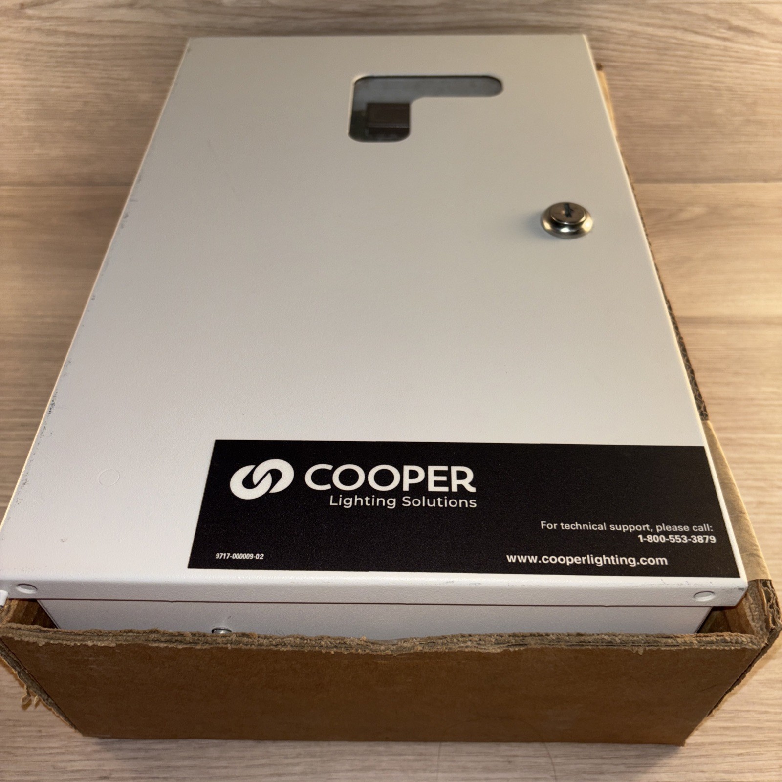 Cooper LiteKeeper LK8 Enclosed Lighting Control System Light Keeper New