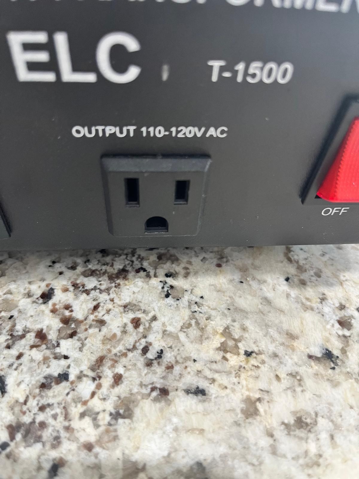ELC T-1500VA Step Up & Down Transformer 110V-240V