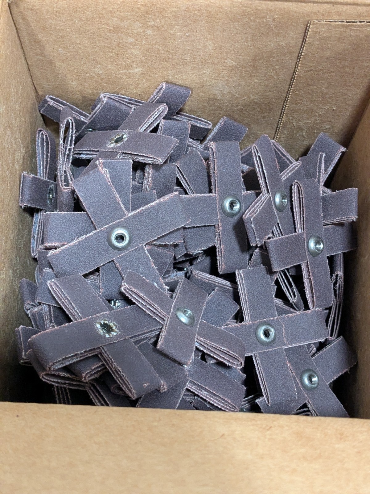 (100) Merit Aluminum Oxide Cross Pad: 2-1/4″x2-1/4″x1/2″ 120G, Fine 08834184725