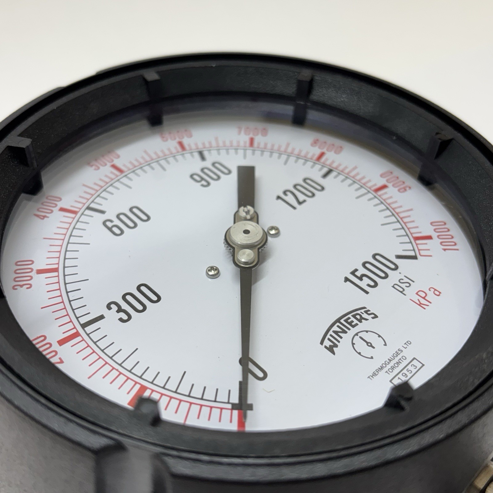 Winters PPC5051 Process Pressure Gauge 0-1500 psi/kPa 4.5″ 1/4 NPT Bottom
