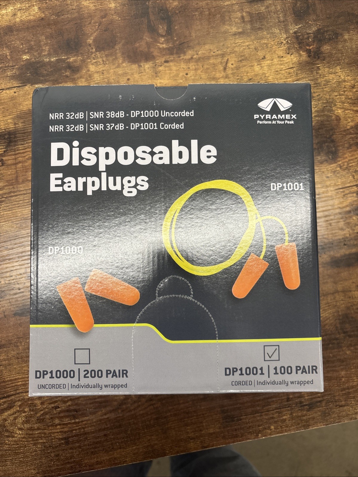 Pyramex Disposable Earplugs (200 DP1000 and 100 DP1001 Corded) New