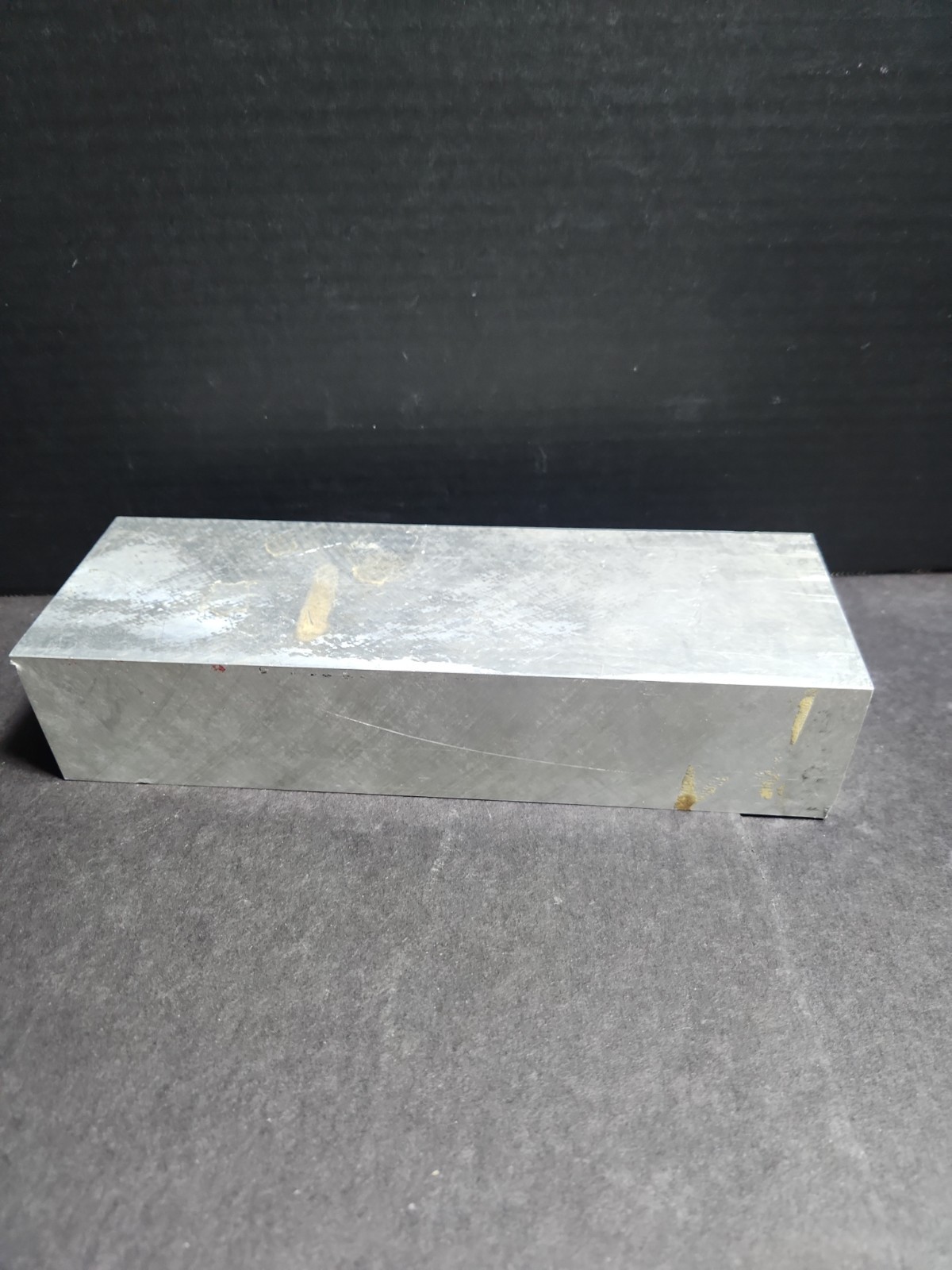 ALUMINUM SQUARE/ BLOCK / BAR, ( 9 1/4″ x 3″ x 2″ ) 5.5 Pounds