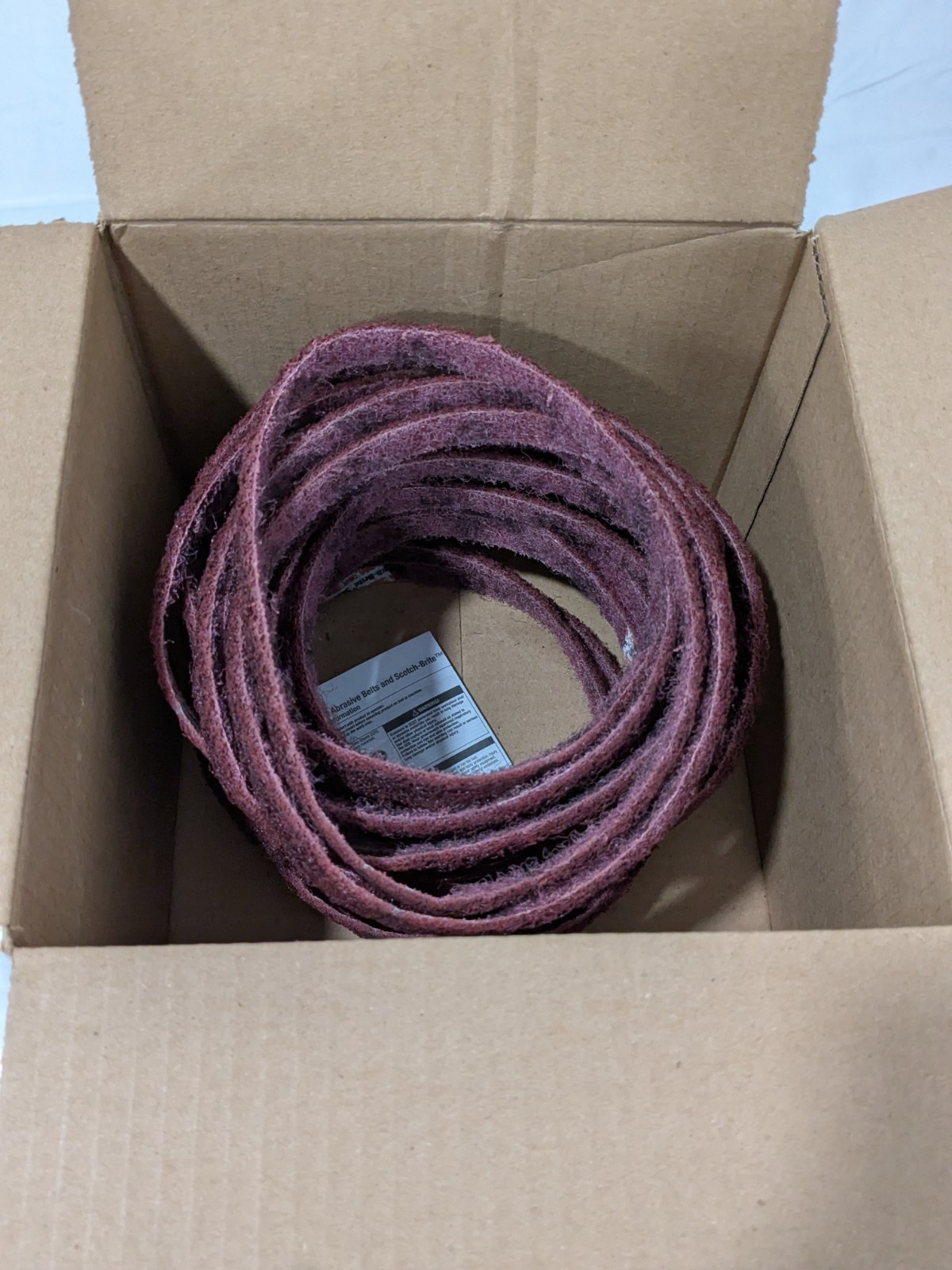 3M Abrasive Belt: 1/2″ Wide, 18″ OAL, Aluminum Oxide Box of 20 7000028454