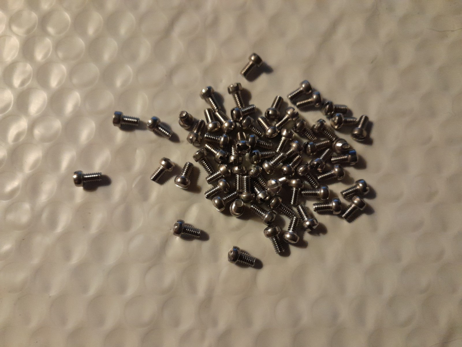 #6-40 X 1/4″ FILLISTER HEAD SLOTTED MACHINE SCREWS STAINLESS STEEL (SELECT QTY)