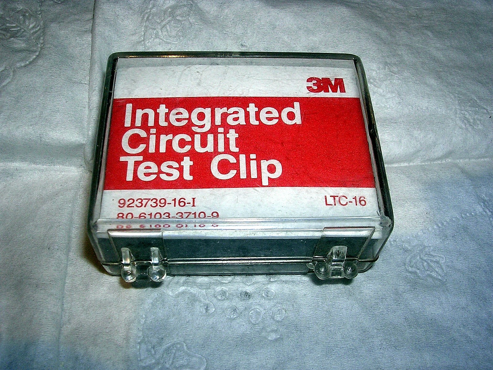 IC TEST CLIP, 16 PIN, 2X8, Prototype AP, 923739-16, DIP, 0.3″ (7.62mm) LTC-16
