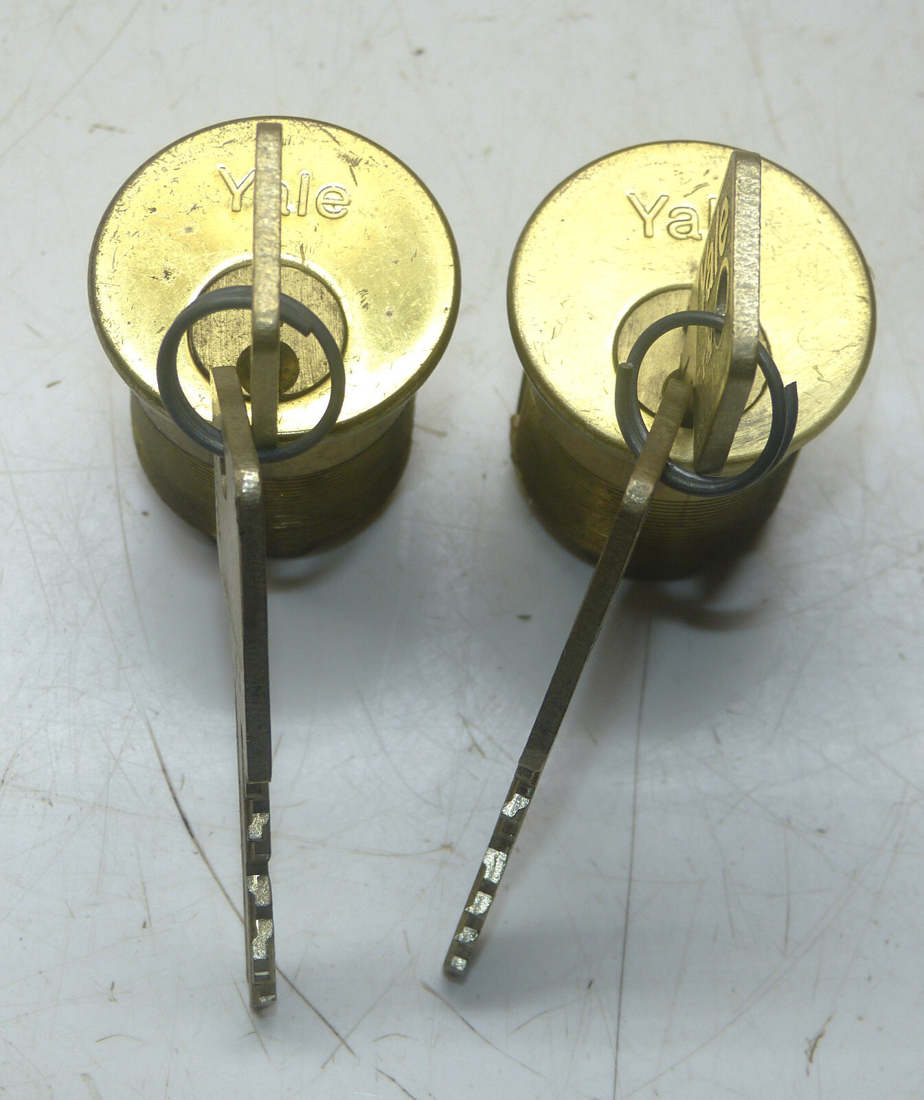Pair (2) NOS Yale Y1E Barrel Locks w/Keys INV17561