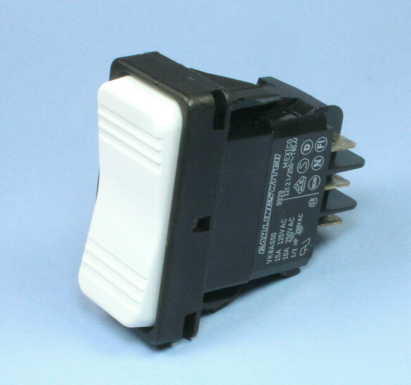 Carling DPDT Rocker Switch, MOMENTARY and Maintained White 10A 250VA,1/2 HP