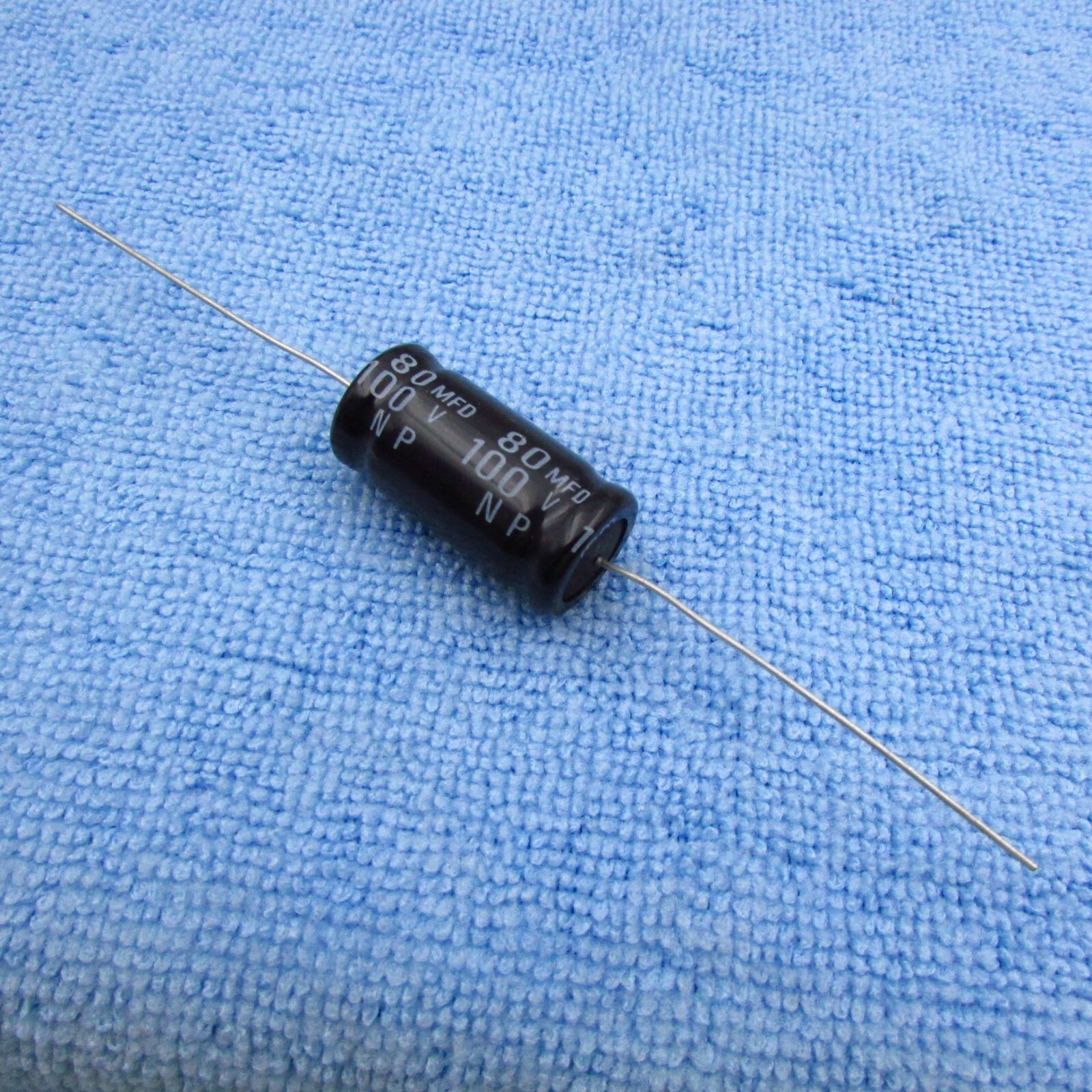 Qty 1 80uF 100V Axial Film Speaker Crossover Subwoofer Non Polarized Capacitor