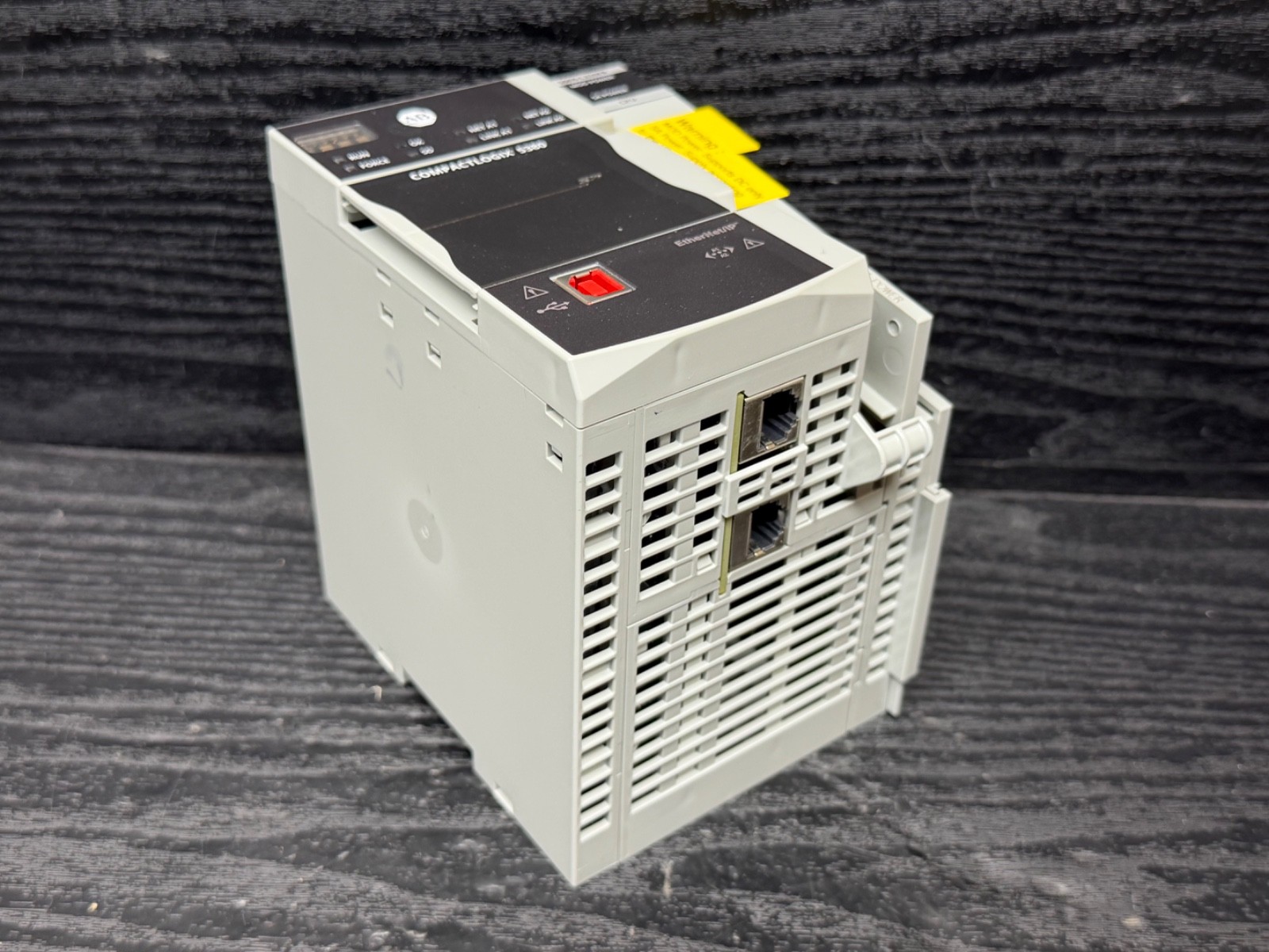 2024 Surplus No Box Allen Bradley 5069-L320ER CompactLogix 5380 2MB CPU No Flash