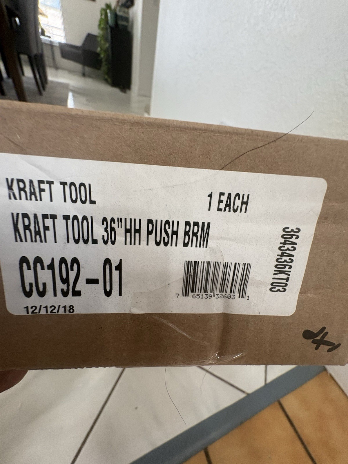 Kraft Tool CC192-01 36-Inch All-Purpose Horsehair Floor and Broom Without Handle