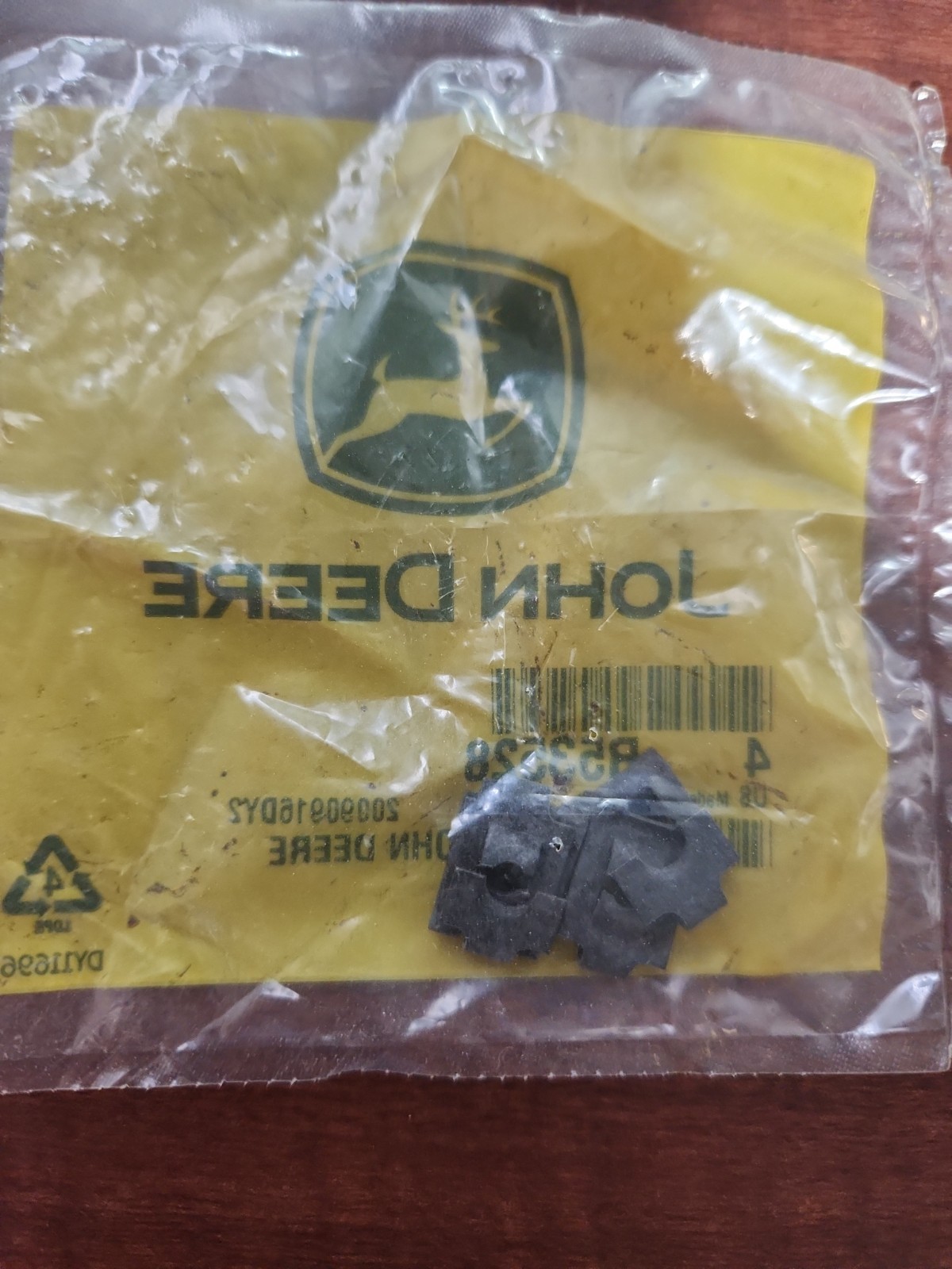John Deere R53528 Spring Nut, 0.164″, PACK OF 4- NOS Genuine OEM JD Part