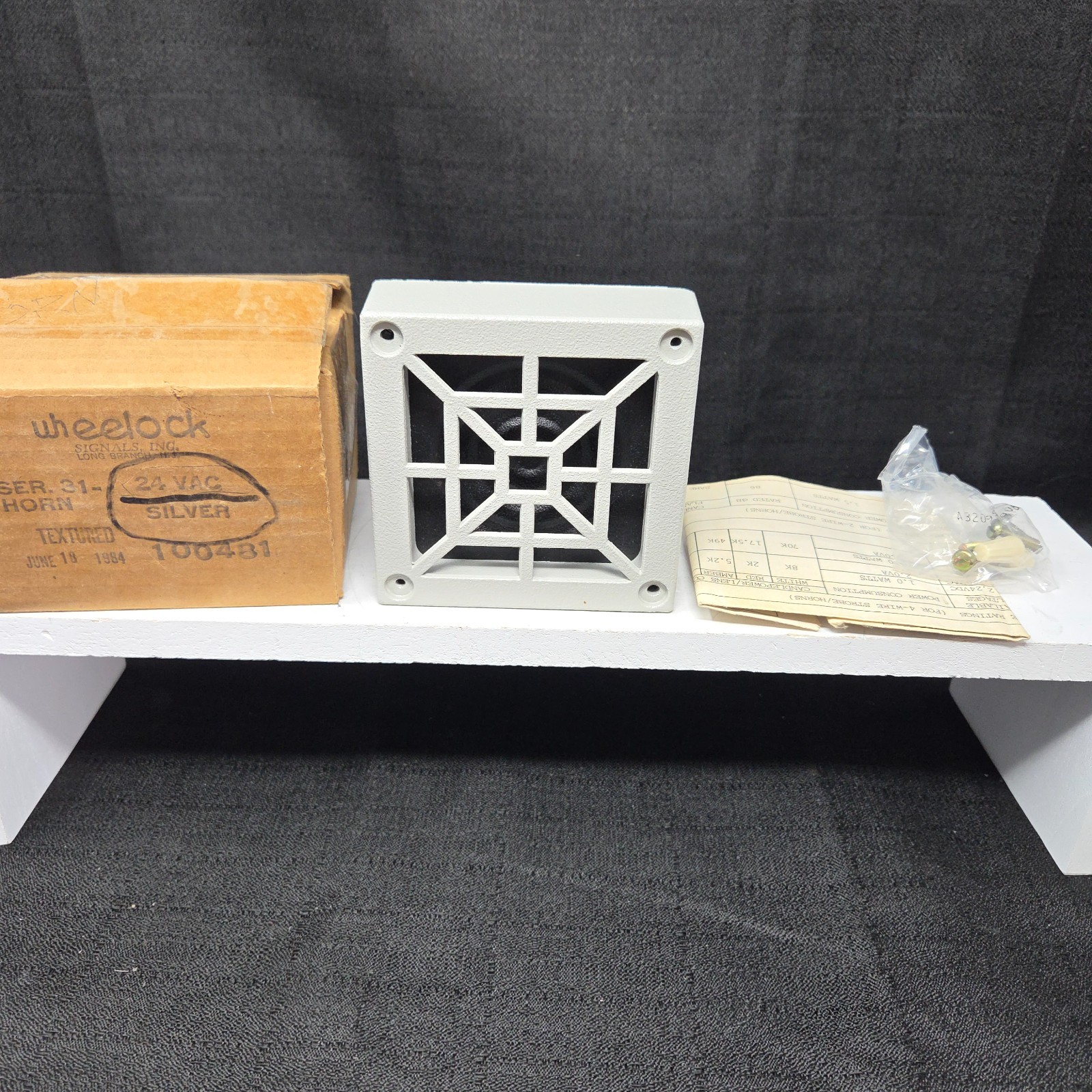 VTG Wheelock 31-24 Safety Horn Signaling Device Textured Silver NOS New 1984
