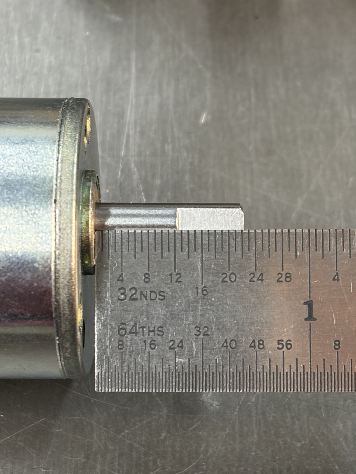 QTY 1 PITTMAN GEAR MOTOR 24 VOLTS 60.5:1 RATIO 3/16” SHAFT WITH FLAT VERY CLEAN