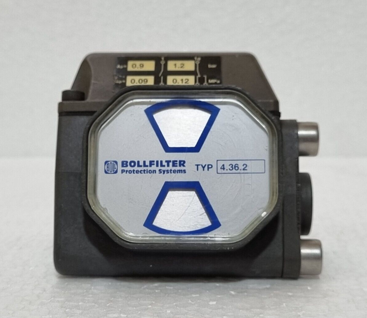 BOLLFILTER 4.36.2 DIFFERENTIAL PRESSURE INDICATOR, 0.9-1.2 BAR AND 0.09-0.12 MPA