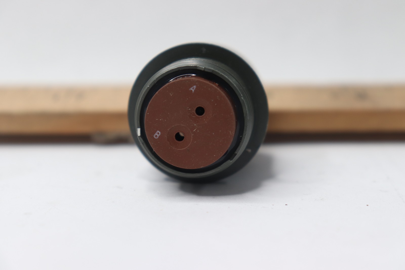 Circular MIL Spec Connector Straight Pin Plug Crimp 2 Position Copper Alloy