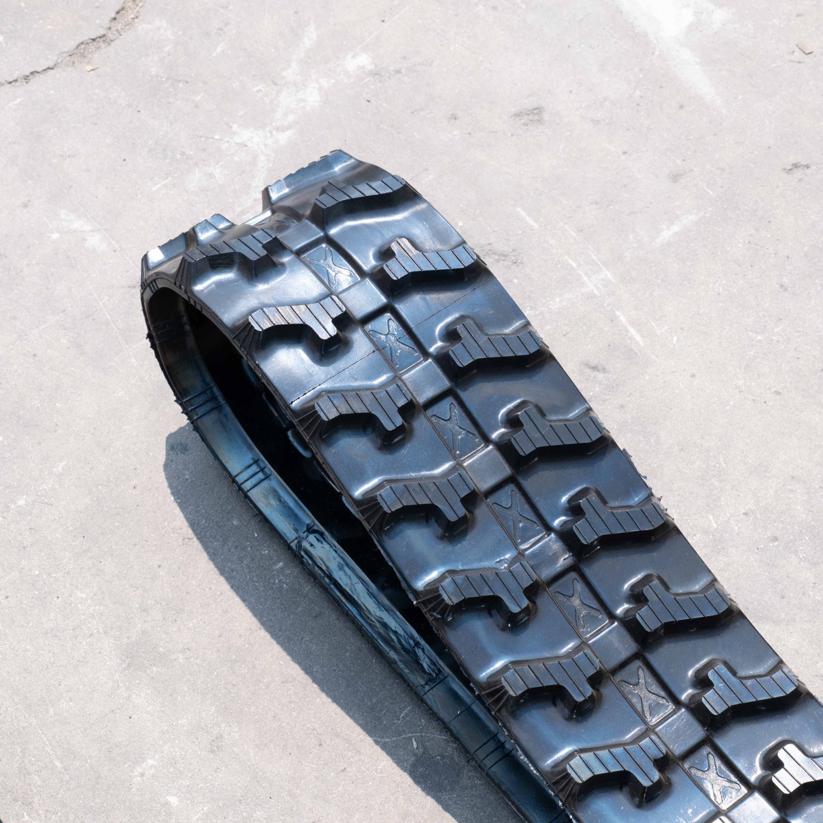 One Pcs 180*60*42 Size Rubber Track for China Mini Excavator Skid Steer Loader