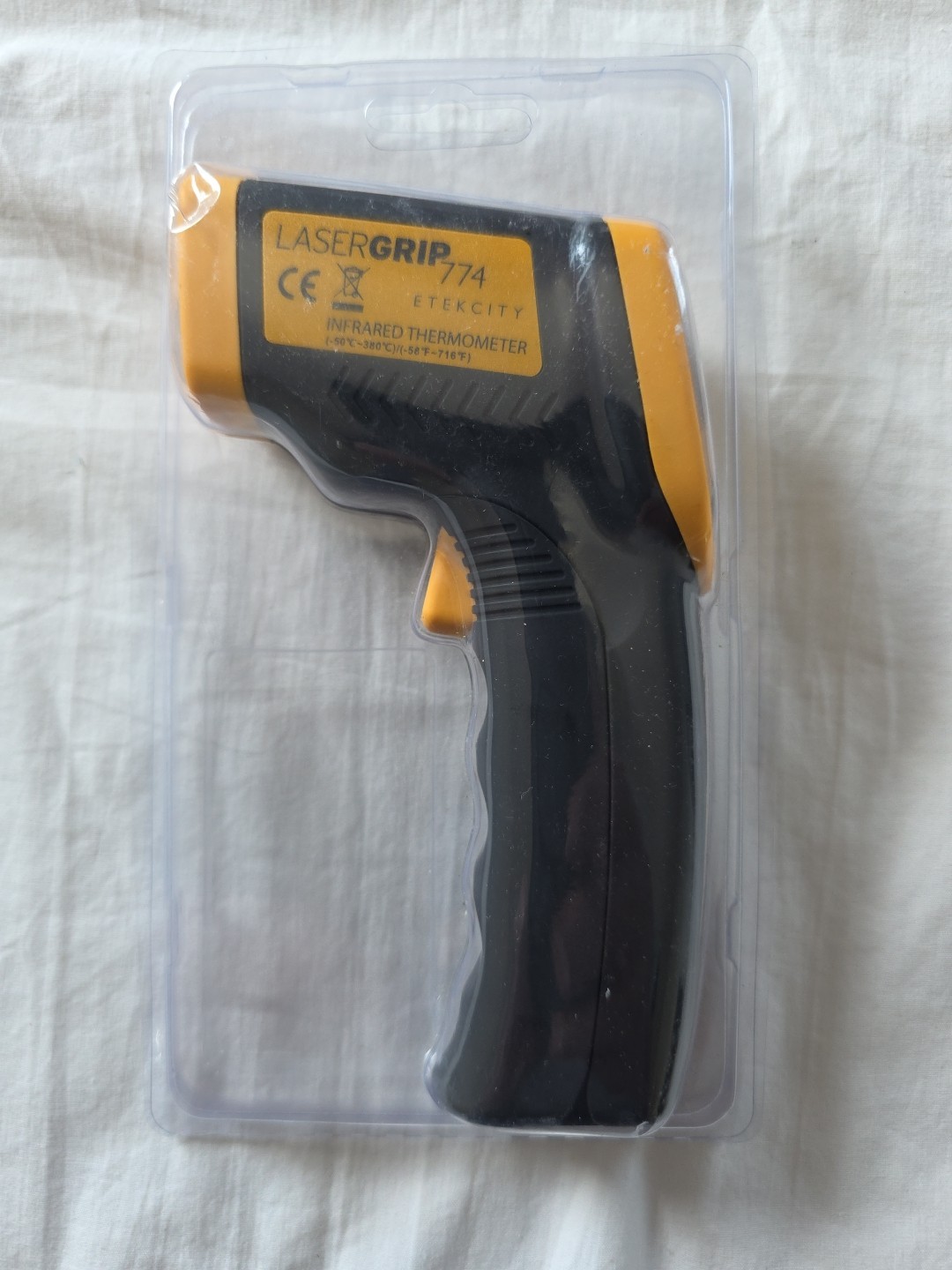 Infrared Thermometer -50°C to 400°C / -58°F to 716°F Laser Temp Sensor Gun