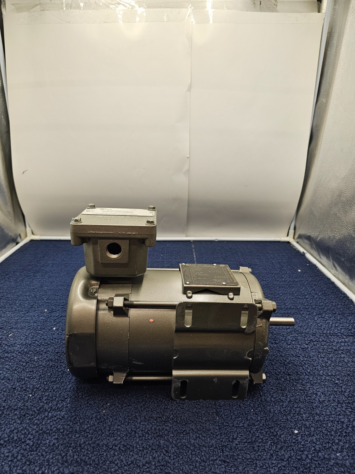 BALDOR XL040242A Single Phase Explosion Proof Motor 1/4 HP, 115/208-230 Volts