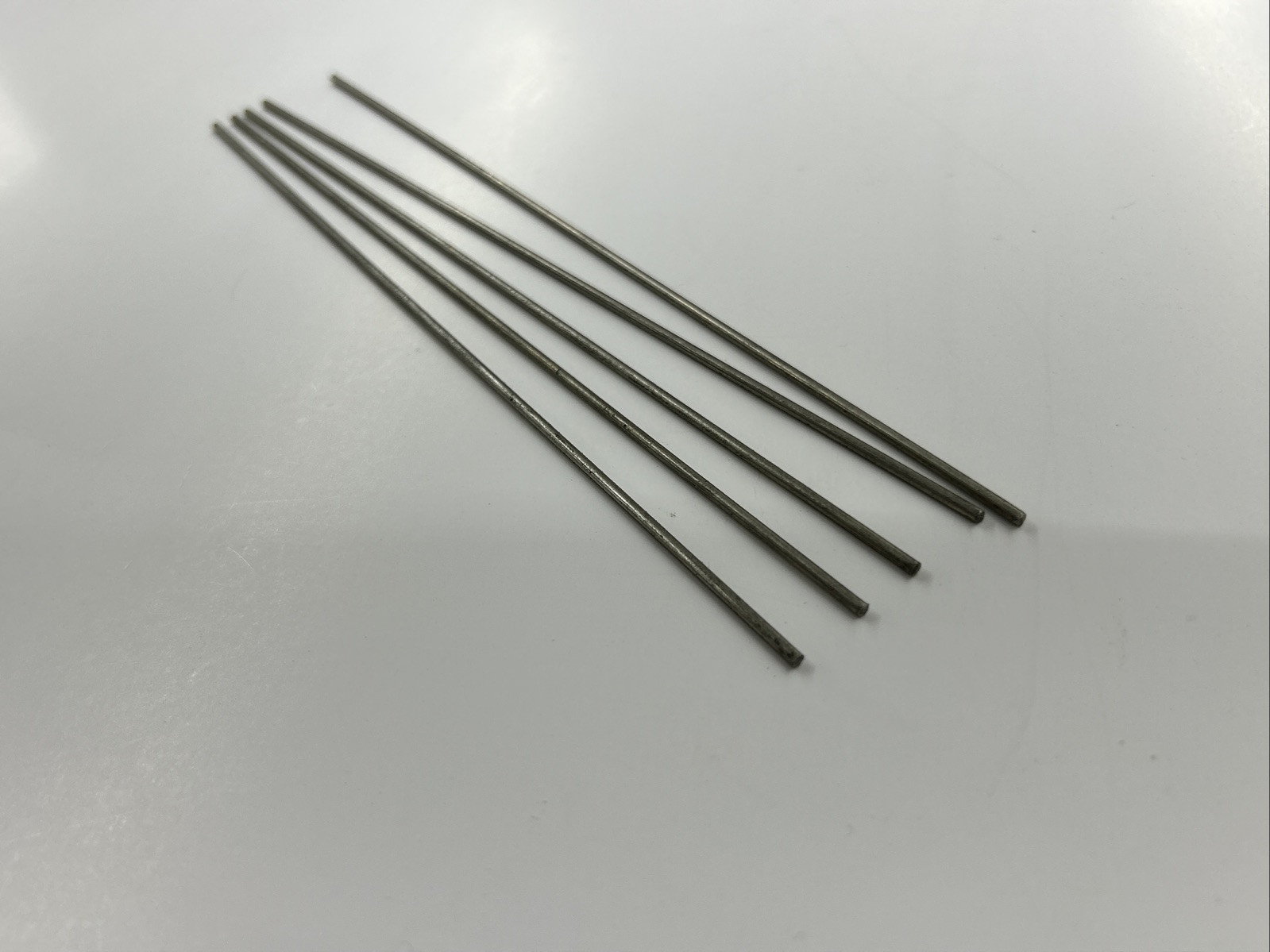 752 18% Nickel Silver 3/32” x 10” 5 Pieces Round Pin stock Turning Knife Making
