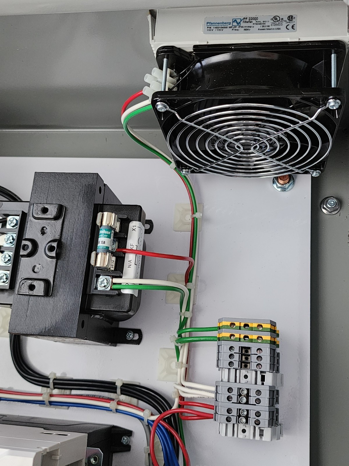 SCE SCE-20H160BLP WITH EMERSON VFD M400, TRANSFORMER AND MORE ELECTRICAL CABINET