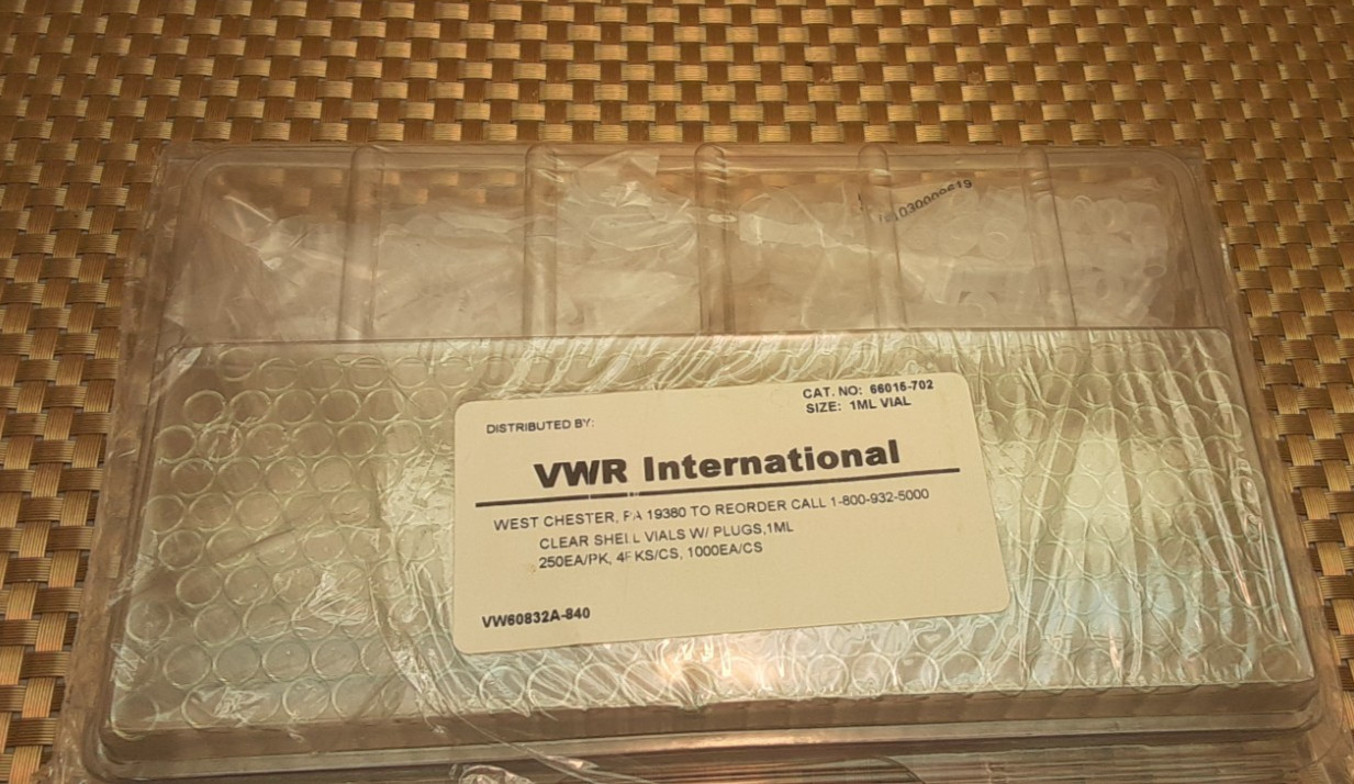 VWR 1ML Clear Glass Shell Vial W/ POLY SNAP CAP (Pak of 250) 66016-702