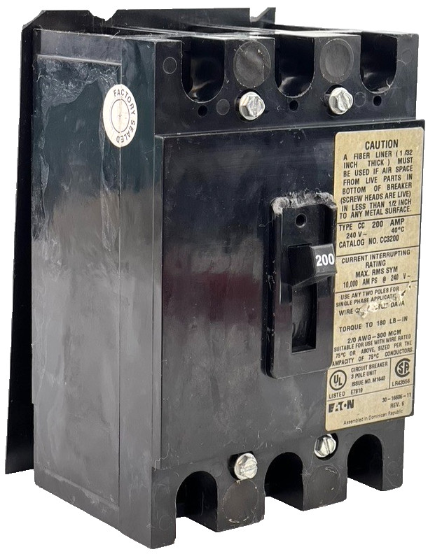 Eaton CC3200 200 Amp 3 Pole Circuit Breaker 240V Type CC 200A 3P Bolt On — CHIP