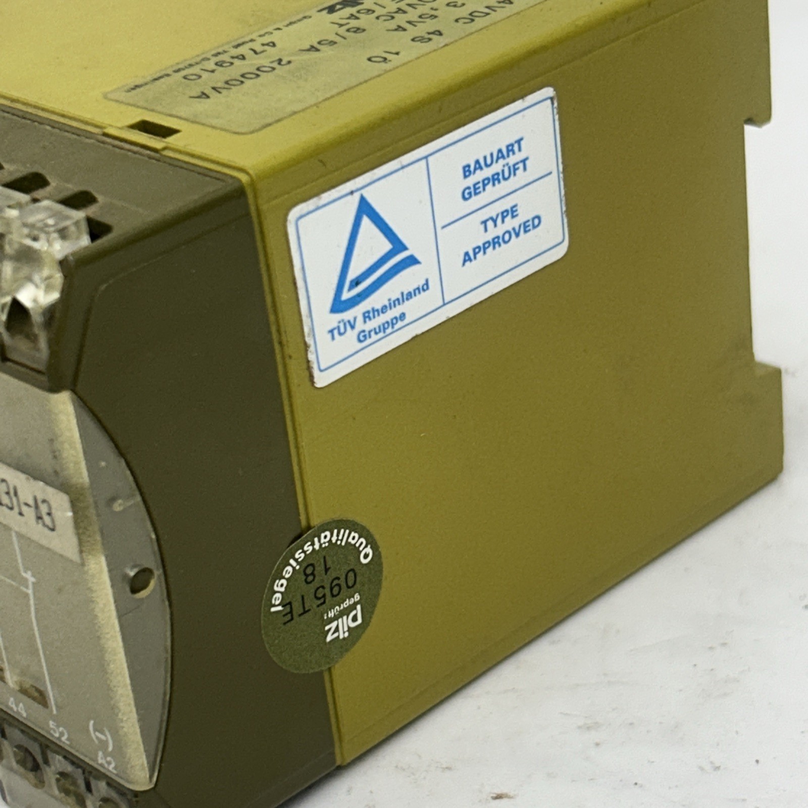 USED PILZ PZE 5 SAFETY RELAY PZE/5 24VDC 4S 1O