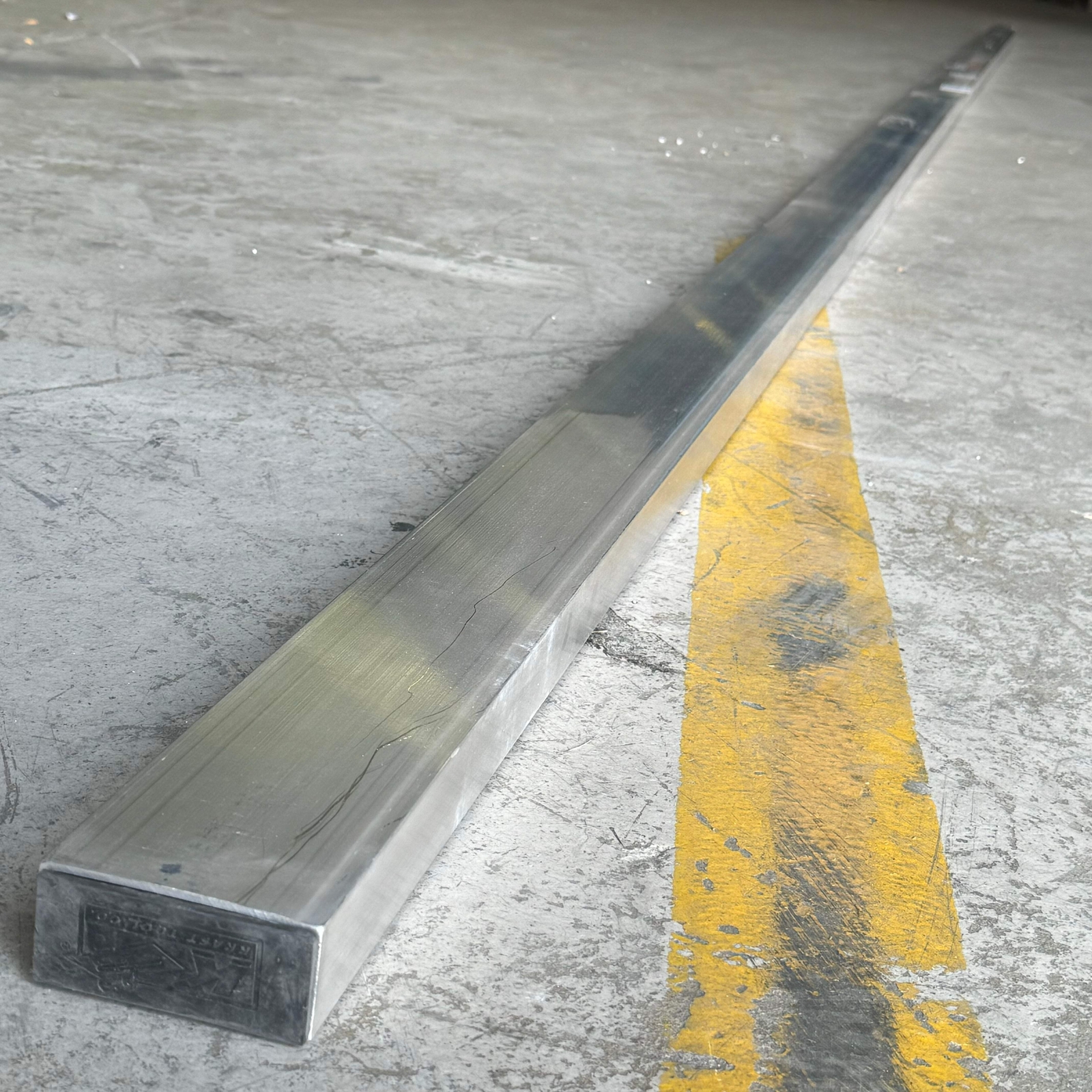 KRAFT TOOL CO. Magnesium Screed 288” x 1-1/2″ x3-1/2” Silver CC621