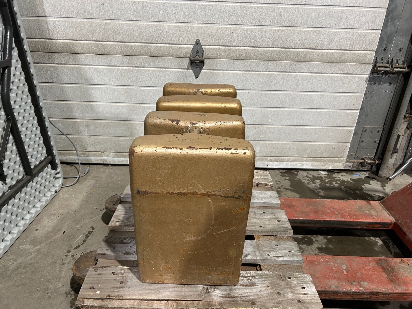 Lot of 2, 250 Kg scale calibration weight