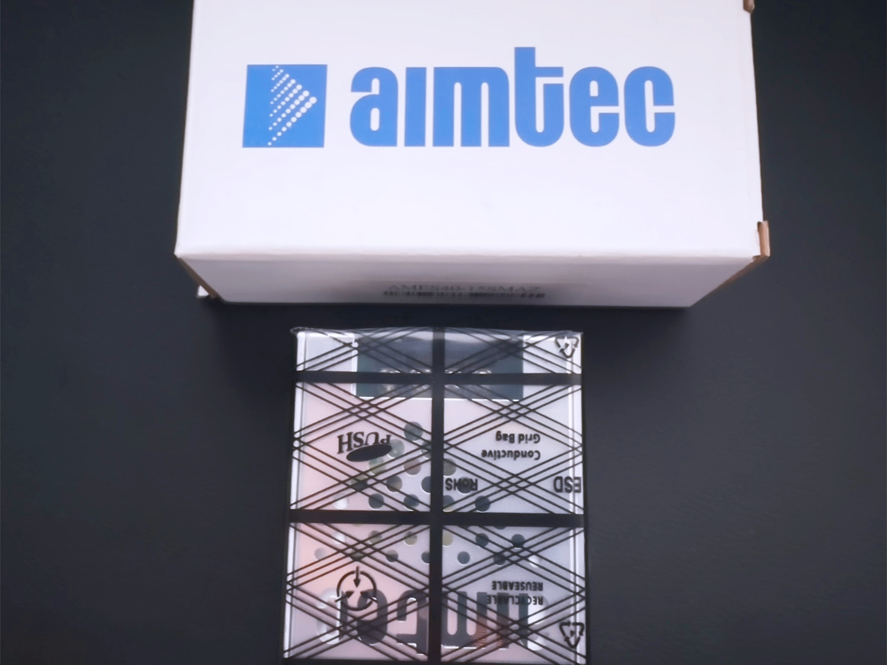 AMES40-15SMAZ Aimtec AC-DC DC-DC 15V Power Supply Module 40W 2.66A
