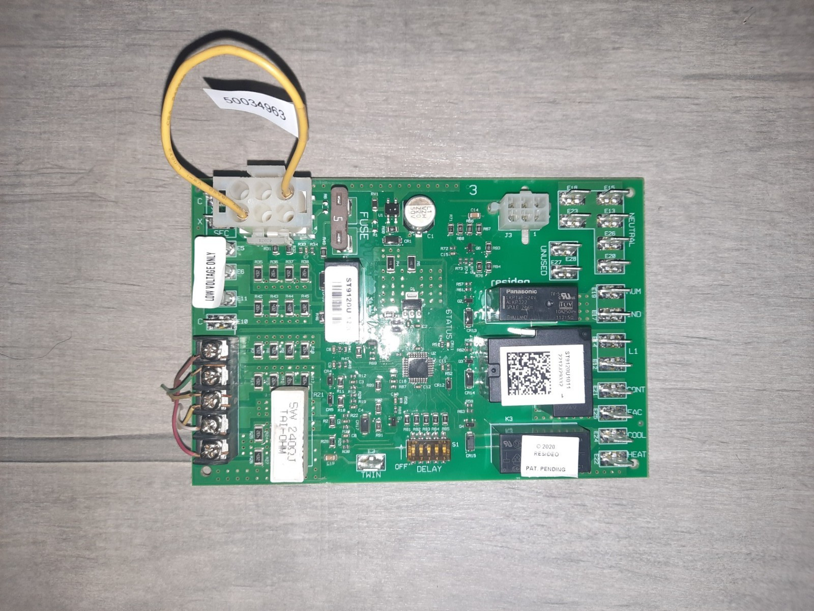 Honeywell ST912OU 2212J29332 Electronic Universal Fan Timer (9585) MSC1 AM