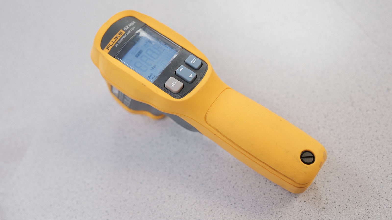 Fluke 62 MAX IR Thermometer 3M Drop -30 To 500C Water/Dust Resistant IP54 Rate