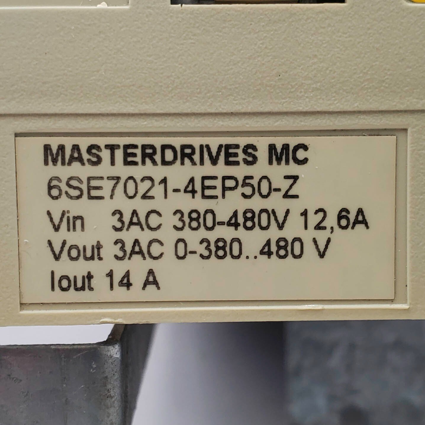 Siemens 6SE7021-4EP50-Z MasterDrive MC Drive 3Ph 480V 14A