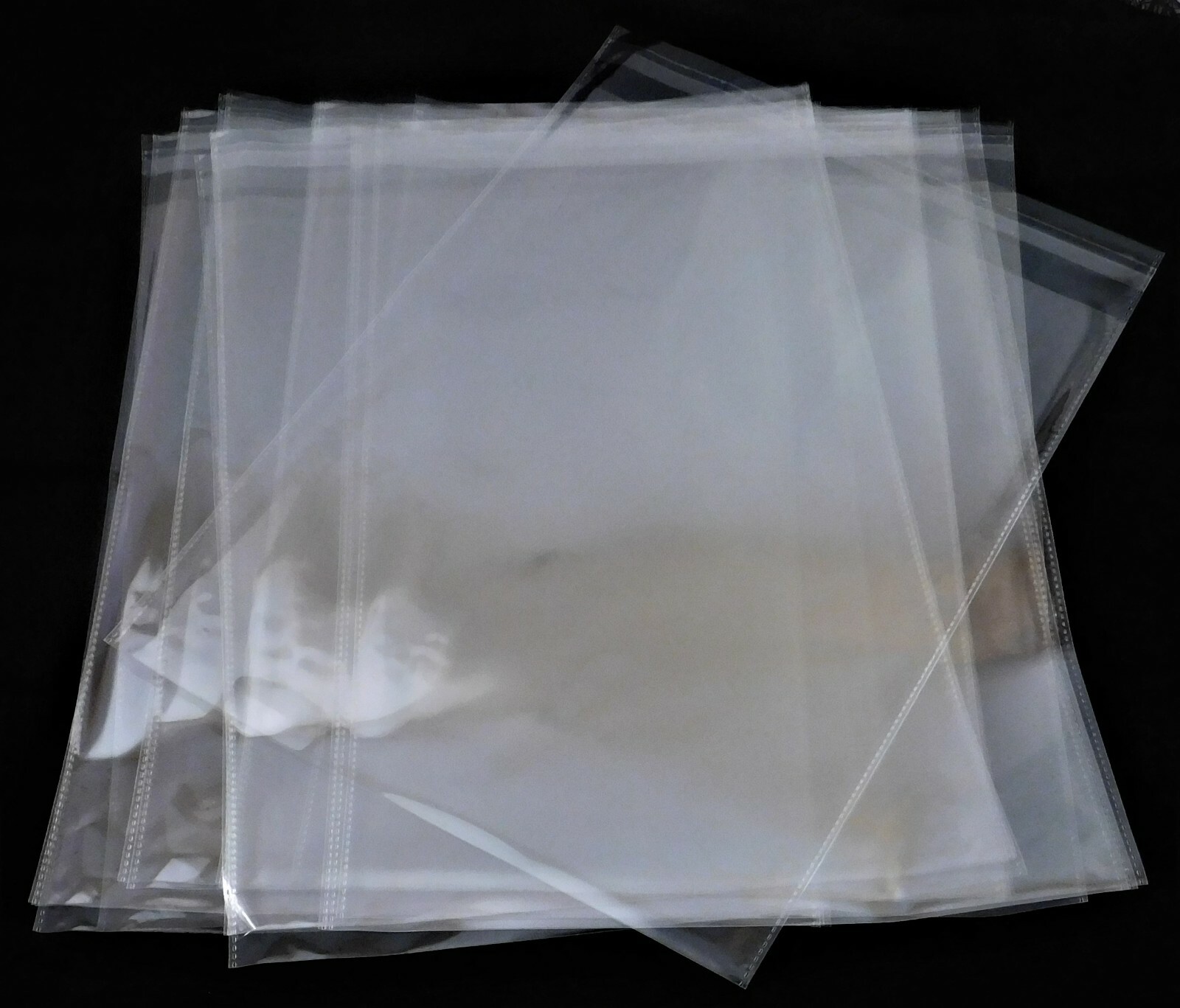 200 Clear Self Seal Bags 8×10 Water Resistant Light Weight Op Packaging Storage