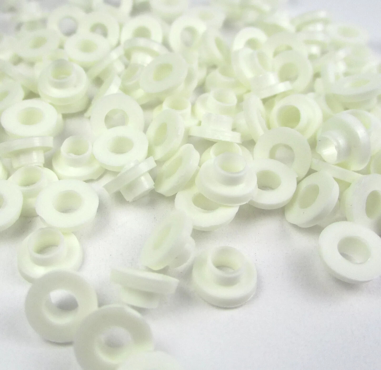20 pcs TO-3 Mica Thermal Insulators for Transistors, Heat Sinks, Free Shipping