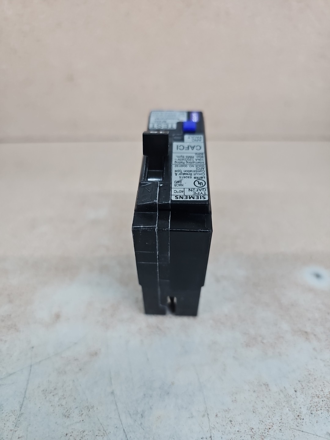 Siemens QA115AFCN 15A 1-Pole Plug-On Neutral Circuit Breaker NEW