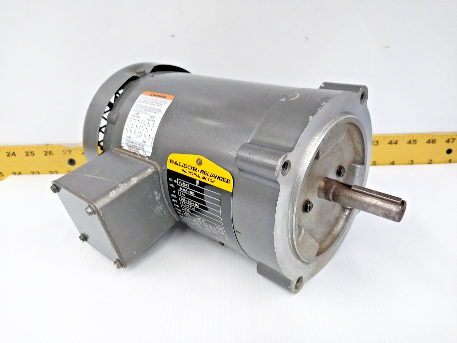 New Baldor 3/4 HP AC Electric Motor 208-230/460 VAC 1725 RPM 3 Phase VM3542