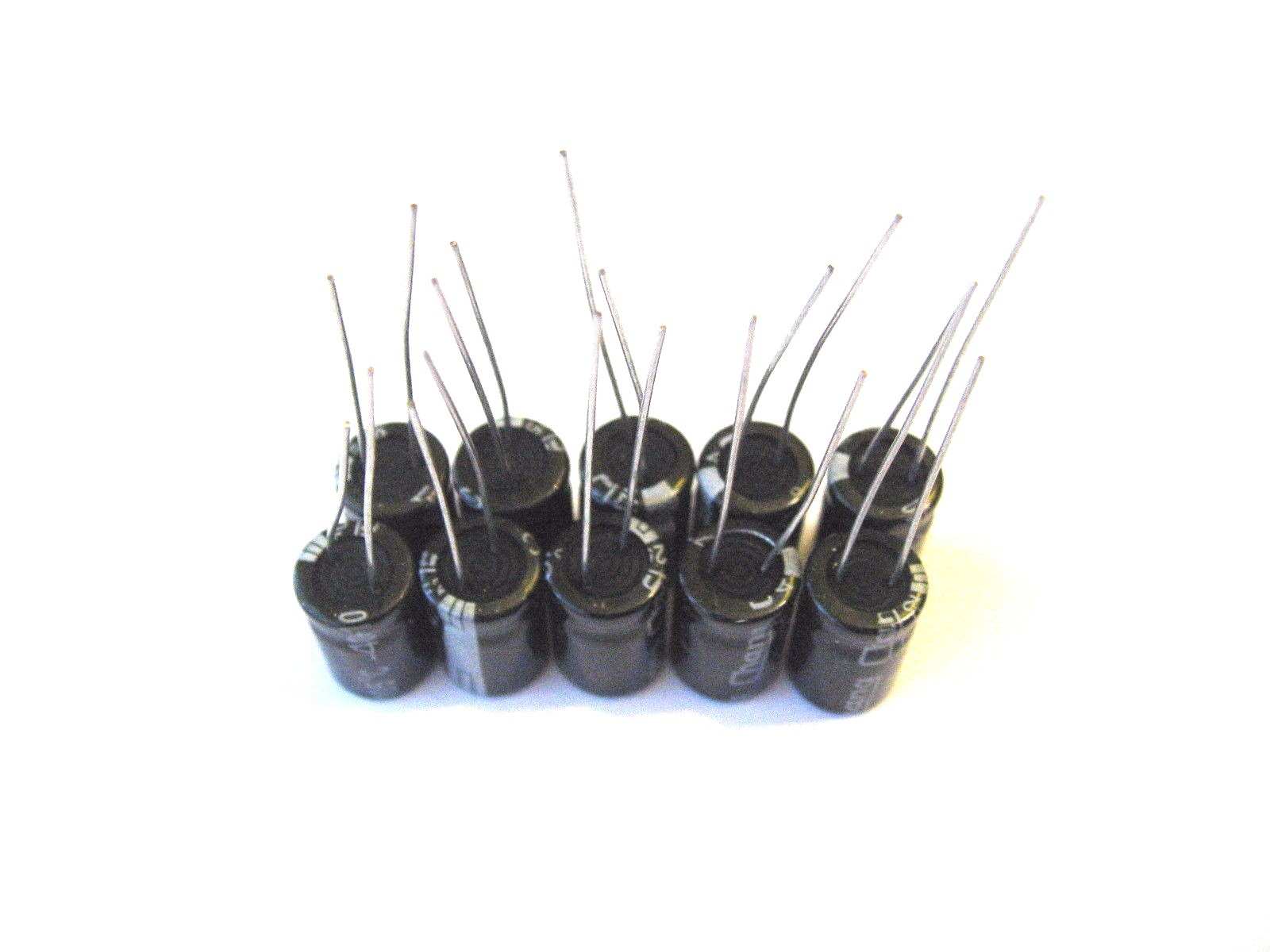 470uF 25V (10x) Electrolytic Capacitors 25V 470uF Volume 10×13 mm